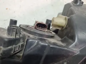 Foto de FARO DERECHO OPEL ZAFIRA A referencia 113321109NH foto 7