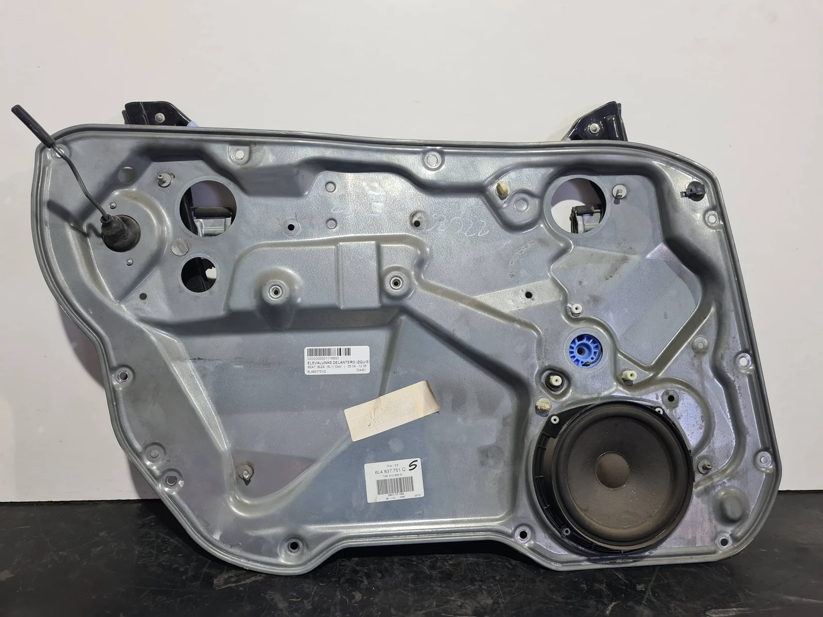 Foto de ELEVALUNAS DELANTERO IZQUIERDO SEAT IBIZA (6L1) referencia 6L4837751Q