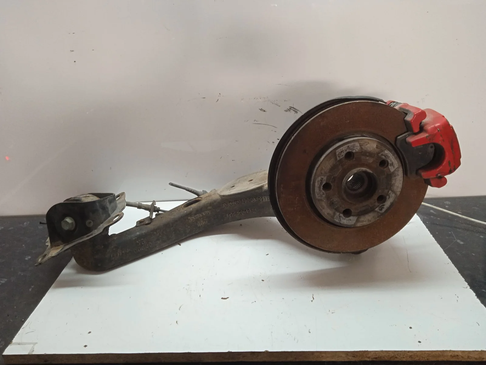 Foto de BRAZO SUSPENSION INFERIOR DELANTERO IZQUIERDO SEAT LEON (1M1) referencia 568417