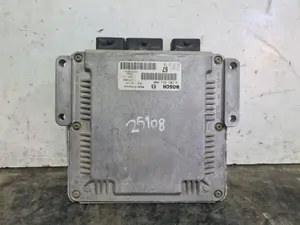 Foto de CENTRALITA MOTOR UCE CITROEN XSARA PICASSO referencia 0281011084 foto 4