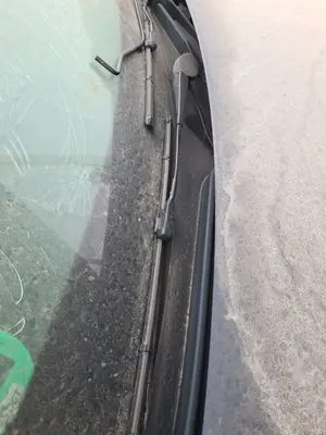 Foto de BRAZO LIMPIA DELANTERO DERECHO MERCEDES-BENZ CLASE E (BM 213) BERLINA