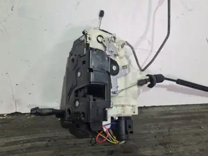 Foto de CERRADURA PUERTA DELANTERA IZQUIERDA VOLKSWAGEN PASSAT BERLINA (3B3) referencia 18800018115 foto 5