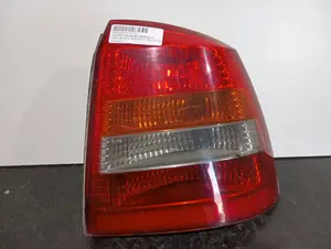 Foto de PILOTO TRASERO DERECHO OPEL ASTRA G BERLINA referencia 13110931