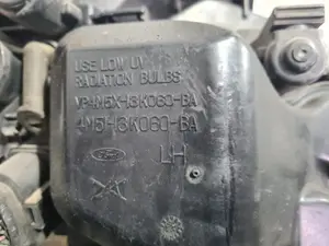 Foto de FARO IZQUIERDO FORD FOCUS BERLINA (CAP) referencia 4M5H3K060BA foto 8