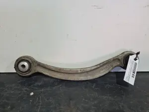 Foto de BRAZO SUSPENSION INFERIOR TRASERO DERECHO MERCEDES-BENZ CLASE C (BM 204) BERLINA referencia 20409F12