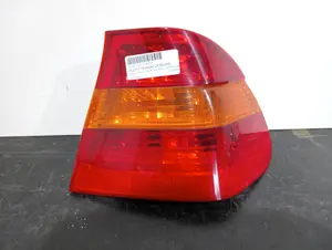 Foto de PILOTO TRASERO DERECHO BMW SERIE 3 BERLINA (E46) referencia 6907934