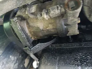 Foto de COMPRESOR AIRE ACONDICIONADO PEUGEOT 208