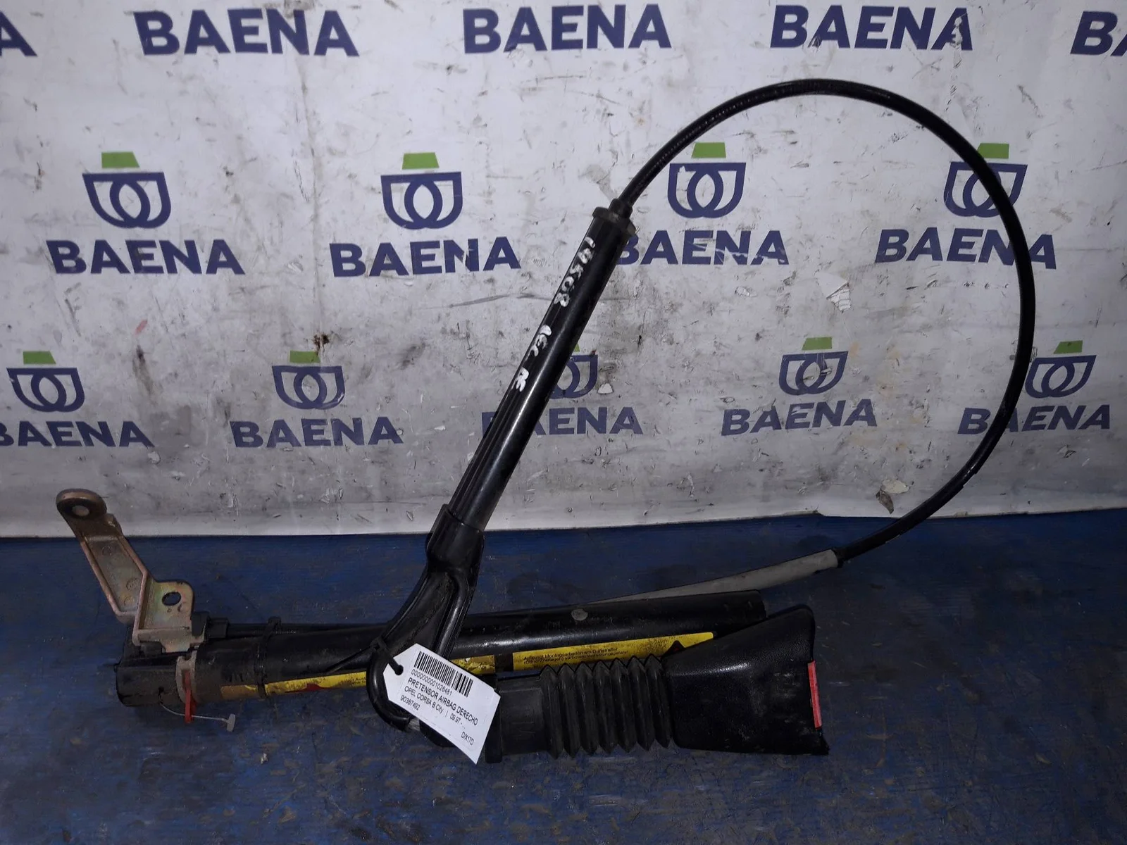 Foto de PRETENSOR AIRBAG DERECHO OPEL CORSA B referencia 90387492