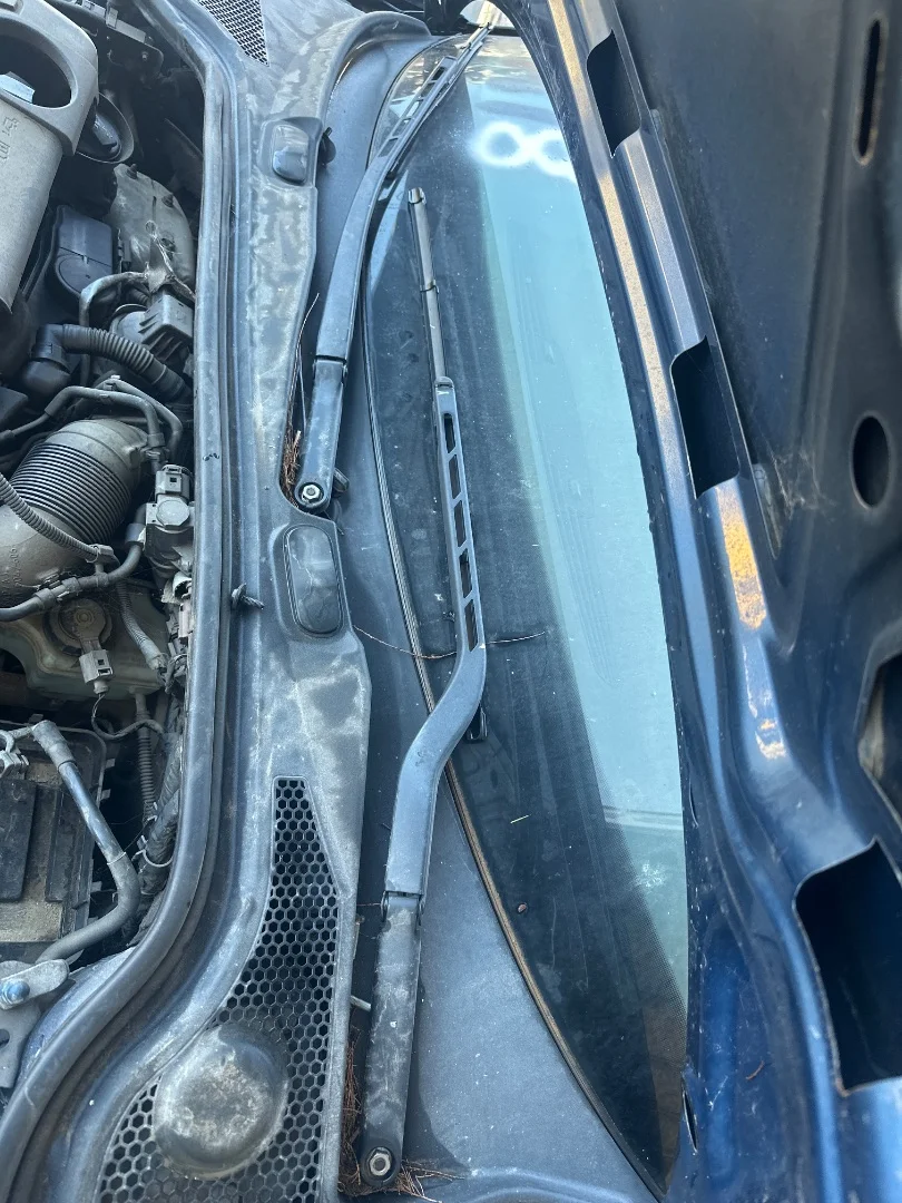 Foto de BRAZO LIMPIA DELANTERO DERECHO AUDI A3 SPORTBACK (8PA)