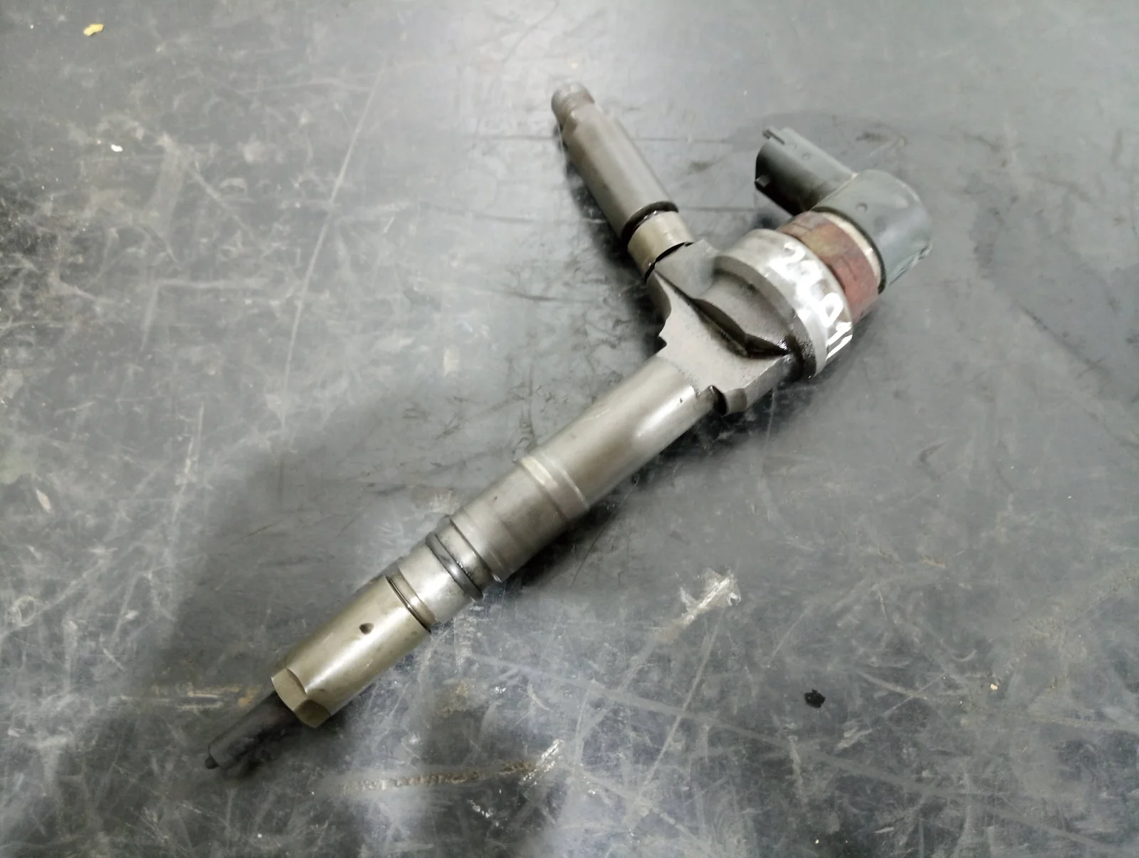Foto de INYECTOR OPEL ASTRA H BERLINA referencia 0445110