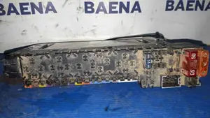 Foto de CAJA RELES / FUSIBLES SIN MARCA SIN MODELO referencia A0315451732 foto 2