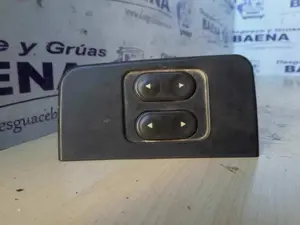 Foto de MANDO ELEVALUNAS DELANTERO IZQUIERDO FIAT I PUNTO (176) BERLINA foto 2