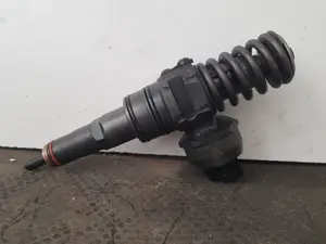 Foto de INYECTOR SIN MARCA SIN MODELO referencia 038130073AJ
