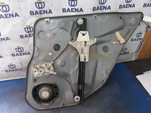Foto de ELEVALUNAS TRASERO IZQUIERDO SEAT CORDOBA BERLINA (6L2) referencia 6L4839751AB foto 3