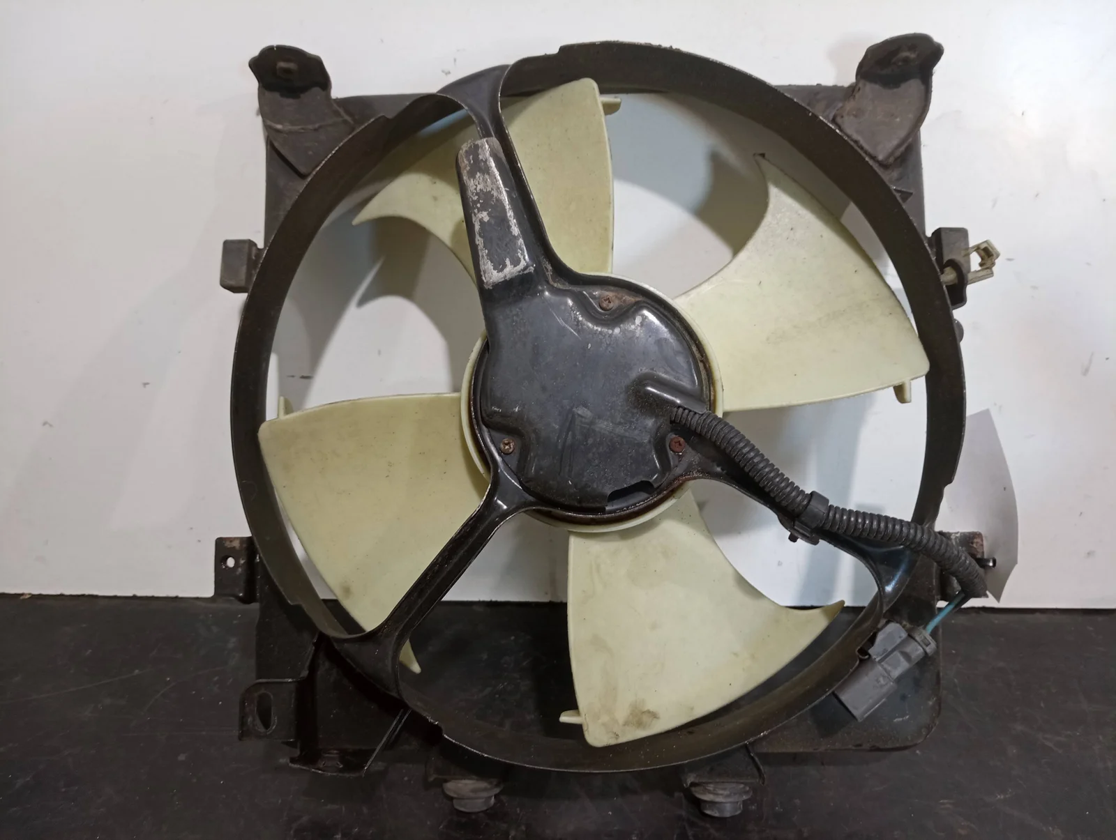 Foto de ELECTROVENTILADOR RADIADOR AIRE ACONDICIONADO HONDA CIVIC 5 PUERTAS (MA/MB)
