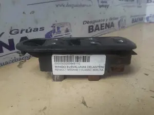 Foto de MANDO ELEVALUNAS DELANTERO IZQUIERDO RENAULT MEGANE II CLASSIC BERLINA