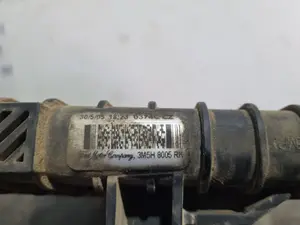 Foto de RADIADOR AGUA VOLVO S40 BERLINA referencia 3M5H8005RK foto 3
