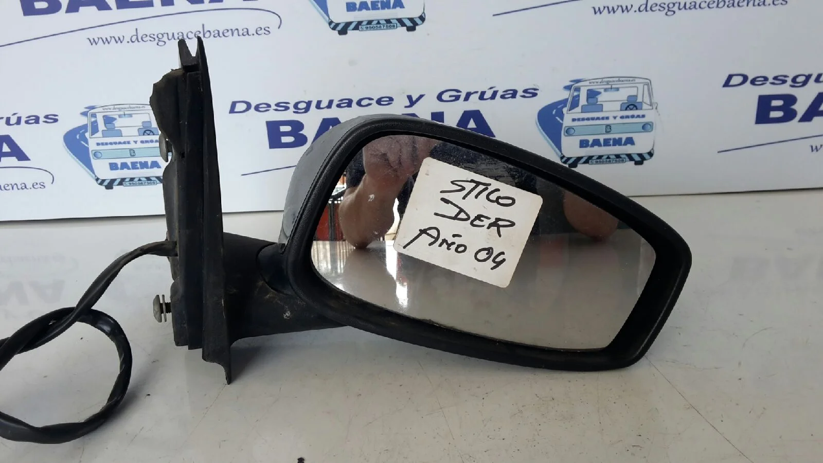 Foto de RETROVISOR DERECHO SIN MARCA SIN MODELO