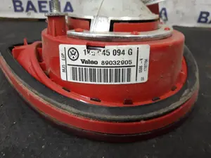 Foto de PILOTO TRASERO DERECHO INTERIOR SIN MARCA SIN MODELO referencia 1K6945094G foto 2