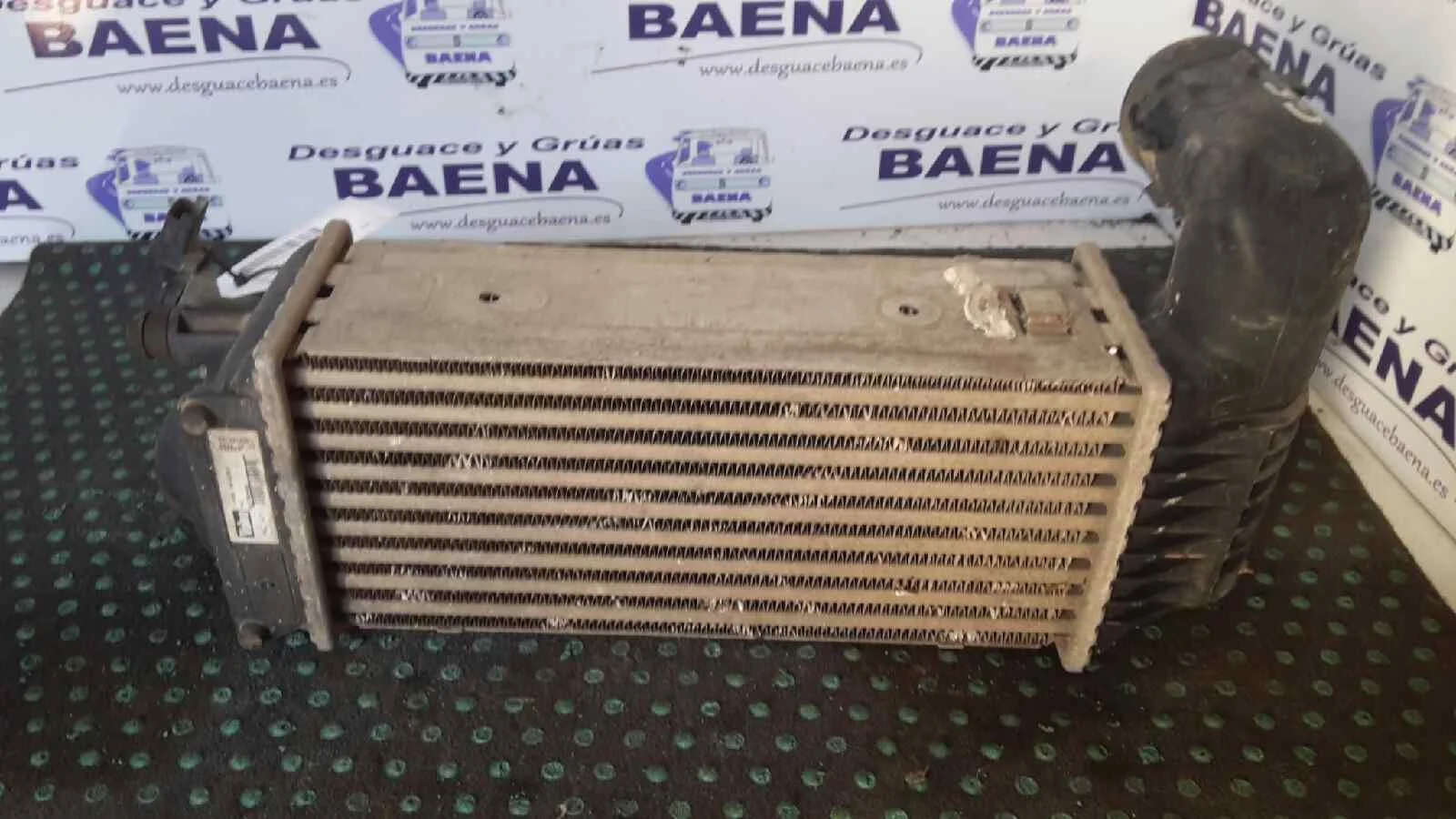 Foto de INTERCOOLER SIN MARCA SIN MODELO referencia 9637809480