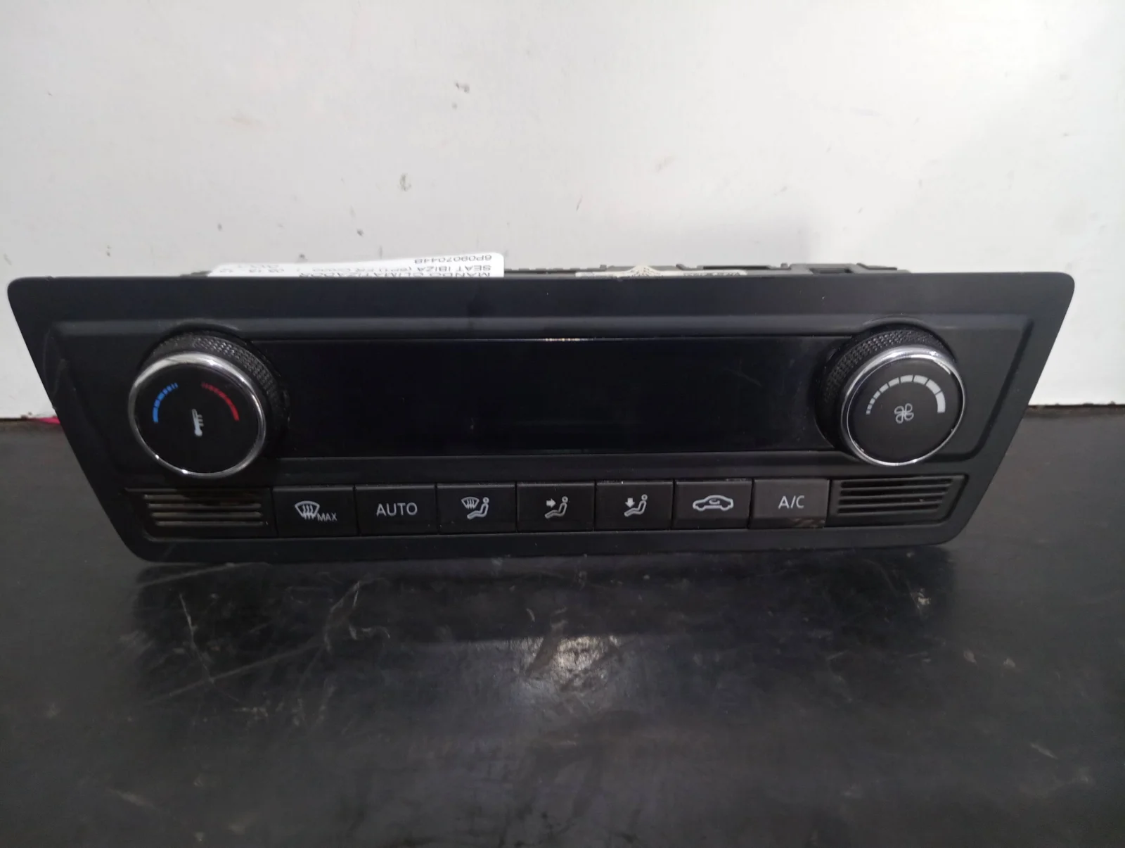 Foto de MANDO CLIMATIZADOR SEAT IBIZA (6P1) referencia 6P0907044B