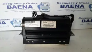 Foto de AIRBAG DELANTERO DERECHO VOLKSWAGEN PASSAT BERLINA (3B2) referencia 3B0880204 foto 3