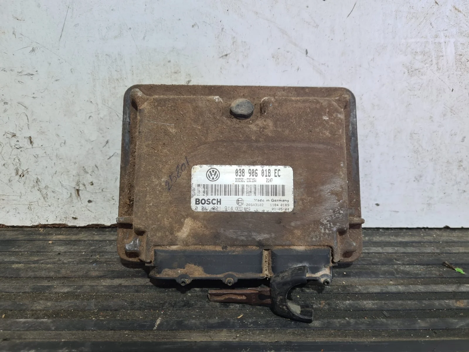 Foto de CENTRALITA MOTOR UCE SEAT IBIZA (6K1) referencia 038906018EC
