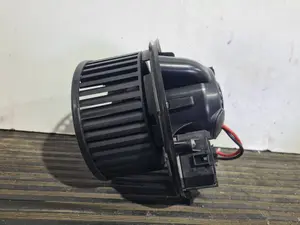 Foto de MOTOR CALEFACCION AUDI A3 (8P1) referencia 1K1820015F foto 4