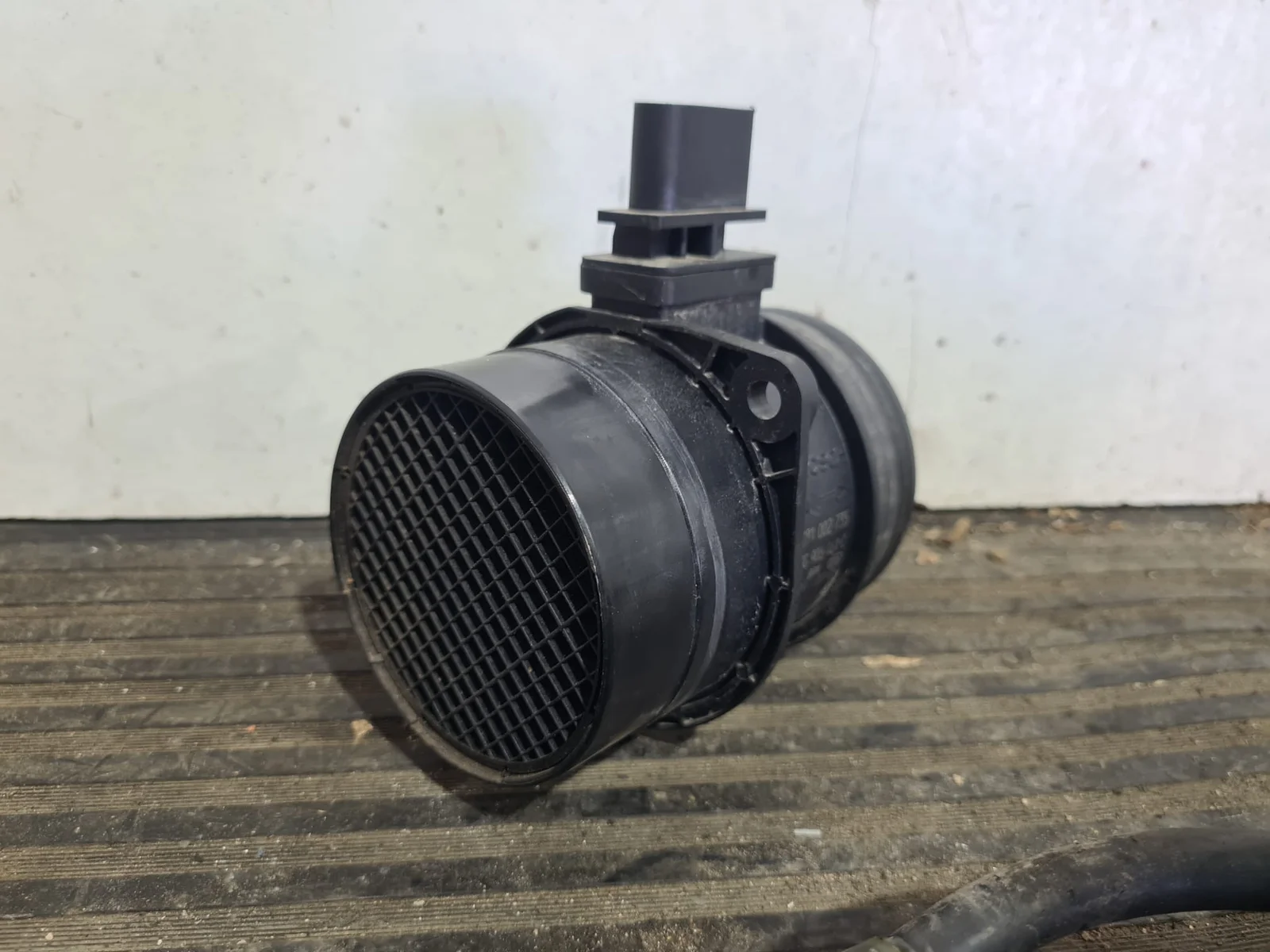 Foto de CAUDALIMETRO VOLKSWAGEN SCIROCCO (137) referencia 03G906461C