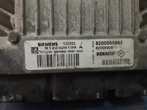 Foto de CENTRALITA MOTOR UCE RENAULT MEGANE II BERLINA 3P referencia 8200565863 foto 2