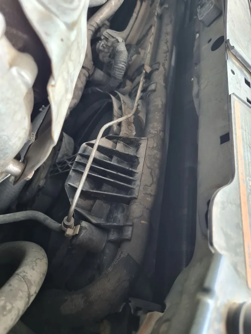 Foto de CONDENSADOR / RADIADOR AIRE ACONDICIONADO OPEL INSIGNIA BERLINA