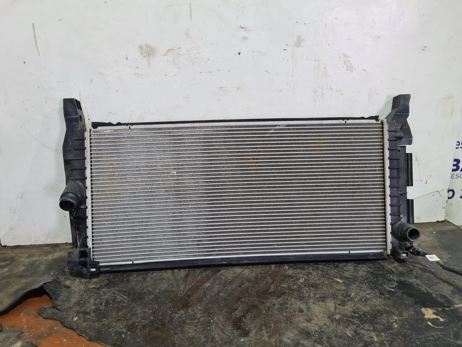 Foto de RADIADOR AGUA BMW SERIE X1 (F48) referencia 8586321