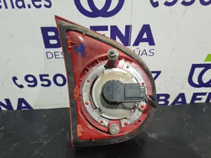Foto de PILOTO TRASERO DERECHO INTERIOR SIN MARCA SIN MODELO referencia 1K6945094G foto 2