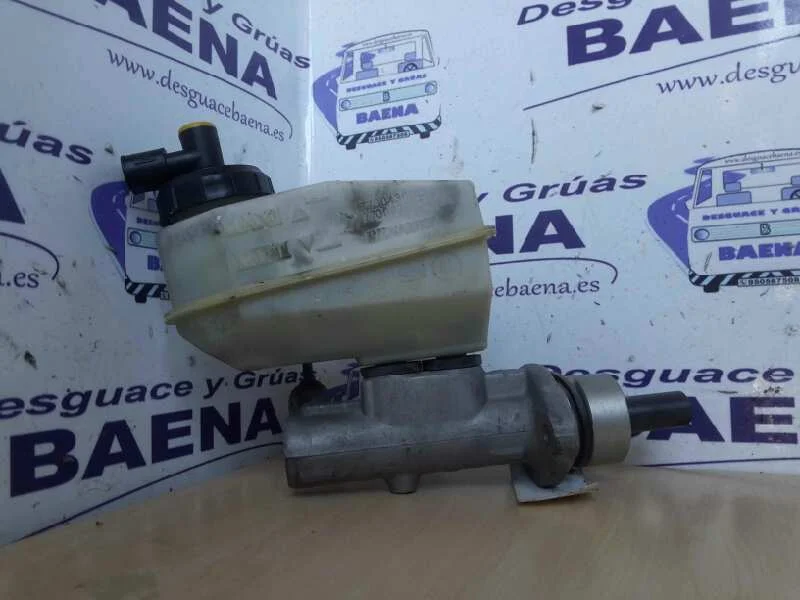 Foto de BOMBA FRENO SIN MARCA SIN MODELO referencia 7700438913