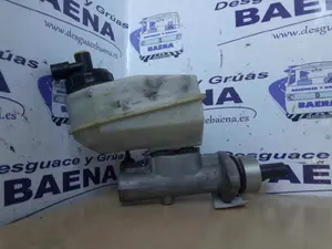 Foto de BOMBA FRENO SIN MARCA SIN MODELO referencia 7700438913