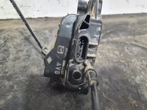 Foto de CERRADURA PUERTA DELANTERA DERECHA RENAULT ESPACE IV (JK0) referencia 017973 foto 4
