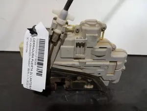 Foto de CERRADURA PUERTA DELANTERA DERECHA VOLKSWAGEN PASSAT BERLINA (3C2) referencia 3C1837016A foto 2