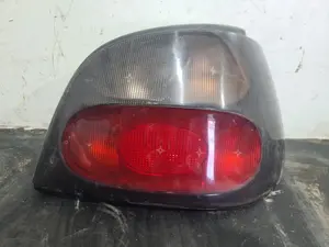 Foto de PILOTO TRASERO DERECHO RENAULT MEGANE I BERL./ BERL. CON PORTÓN (BA0) referencia 7700828138