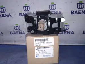Foto de FARO ANTINIEBLA IZQUIERDO SIN MARCA SIN MODELO referencia 96540259 foto 2