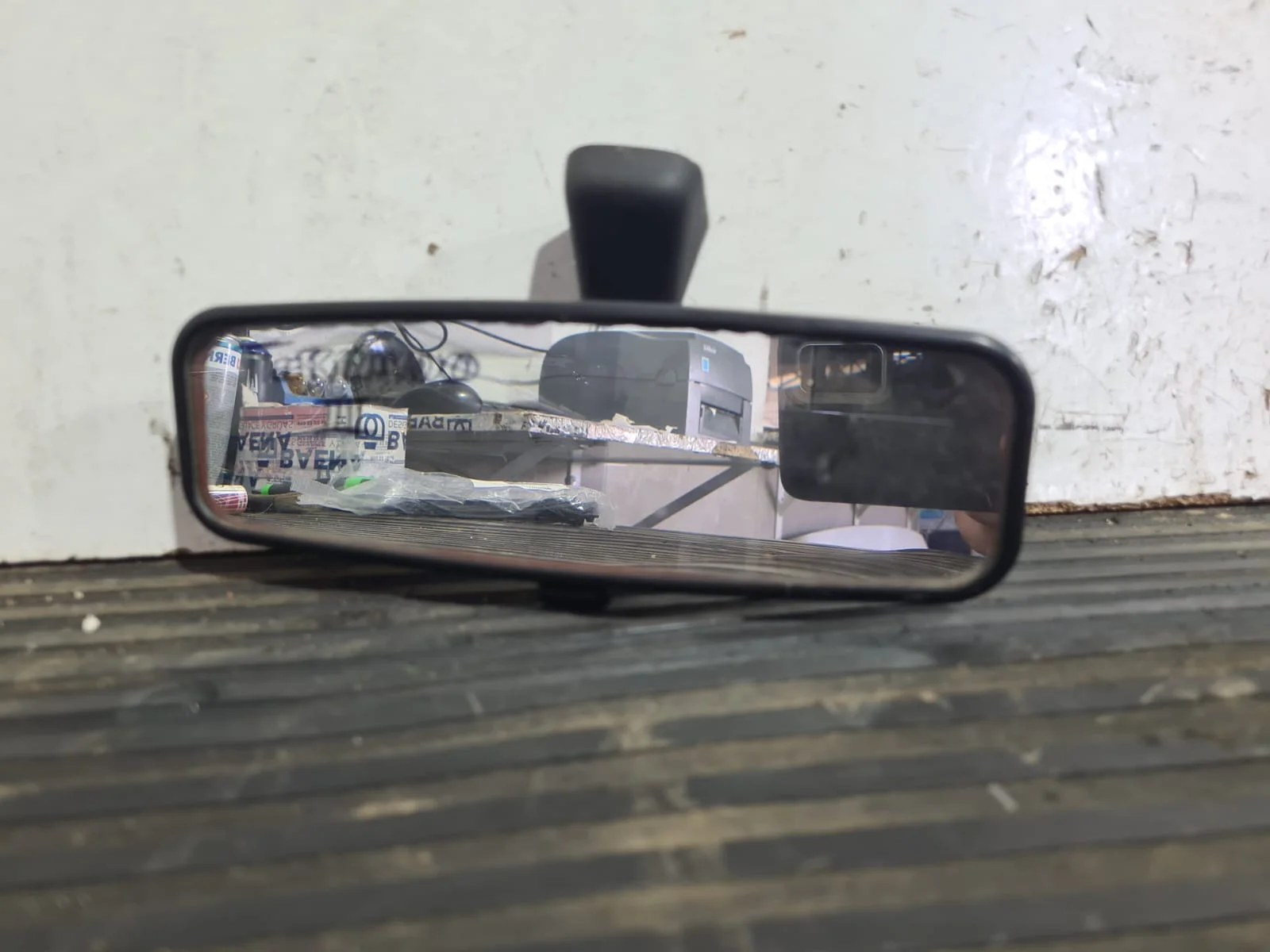 Foto de RETROVISOR INTERIOR NISSAN TERRANO II (R20)