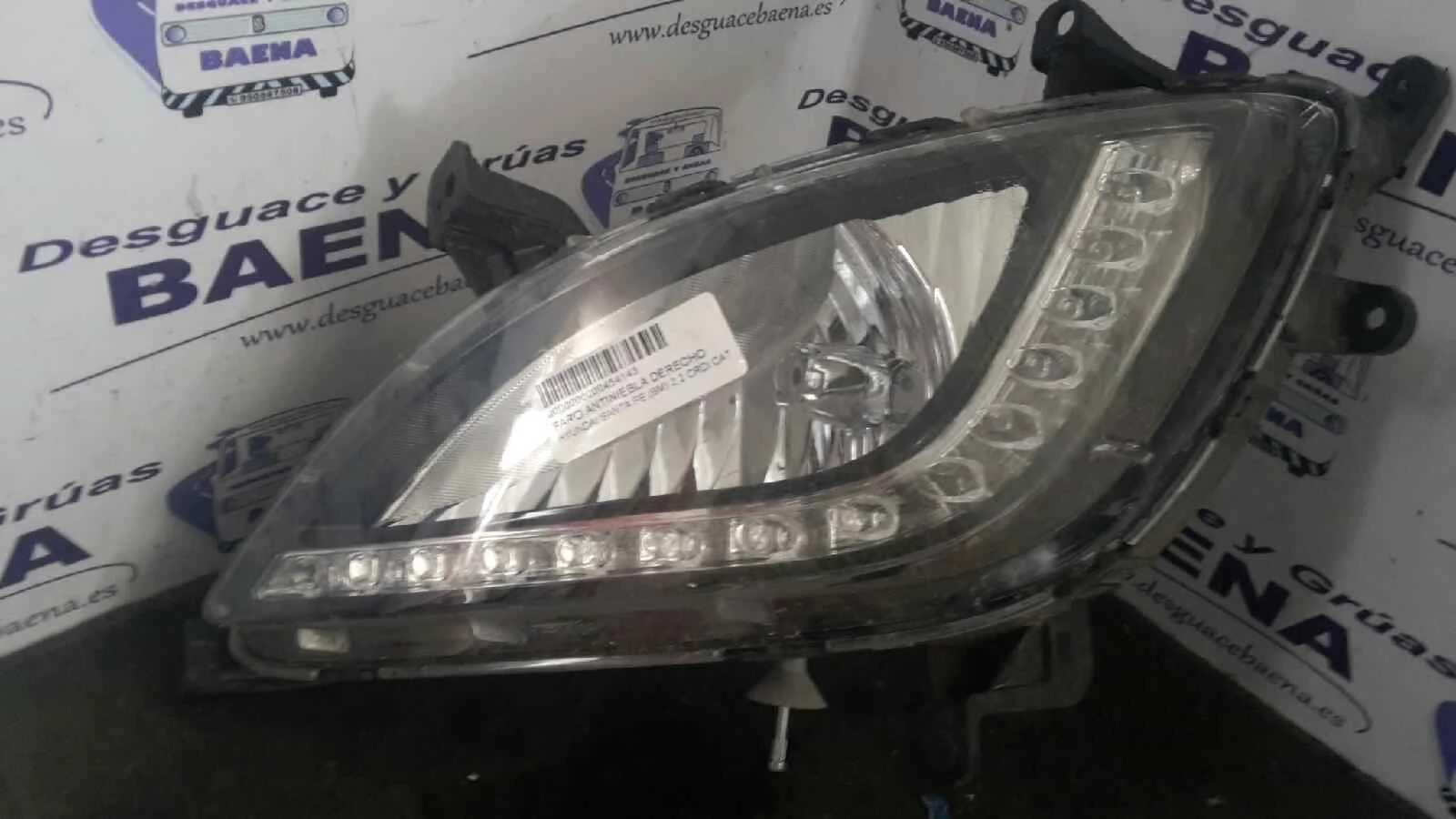 Foto de FARO ANTINIEBLA IZQUIERDO SIN MARCA SIN MODELO