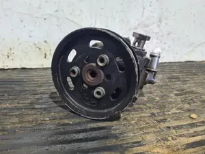 Foto de BOMBA DIRECCION AUDI A4 BERLINA (8E) referencia 038145255D