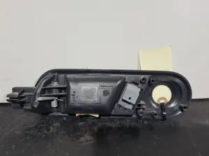 Foto de MANETA INTERIOR DELANTERA DERECHA SIN MARCA SIN MODELO referencia 6L0837114H foto 2