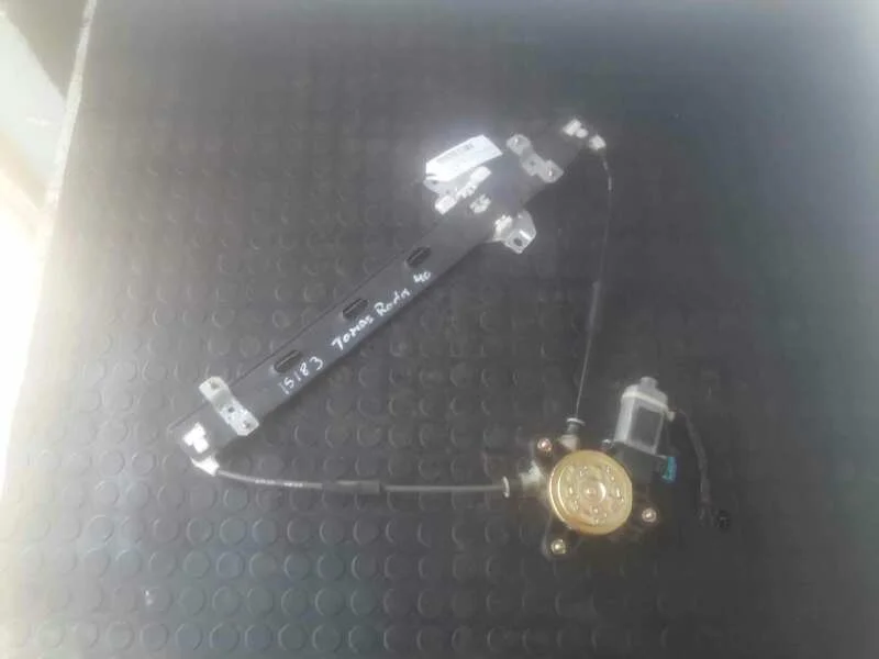 Foto de ELEVALUNAS DELANTERO DERECHO CHEVROLET MATIZ referencia 96485142