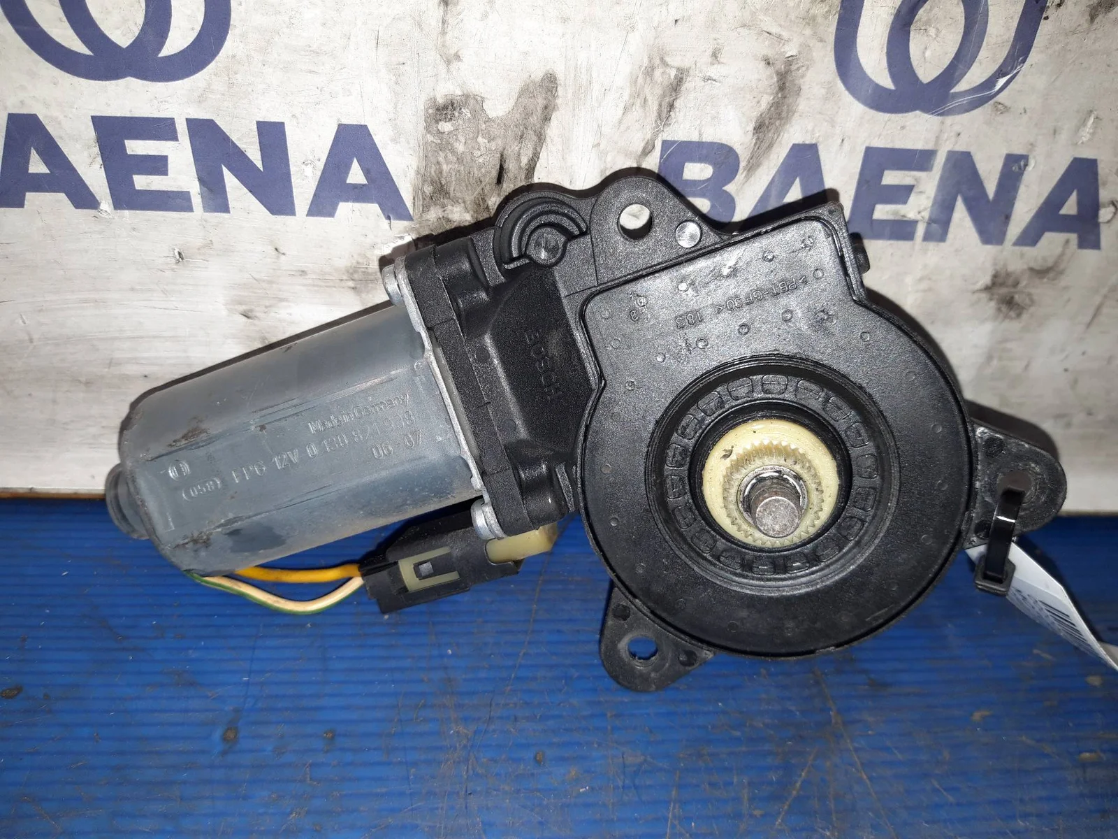 Foto de MOTOR ELEVALUNAS DELANTERO IZQUIERDO FORD FIESTA (CBK) referencia 0130821938
