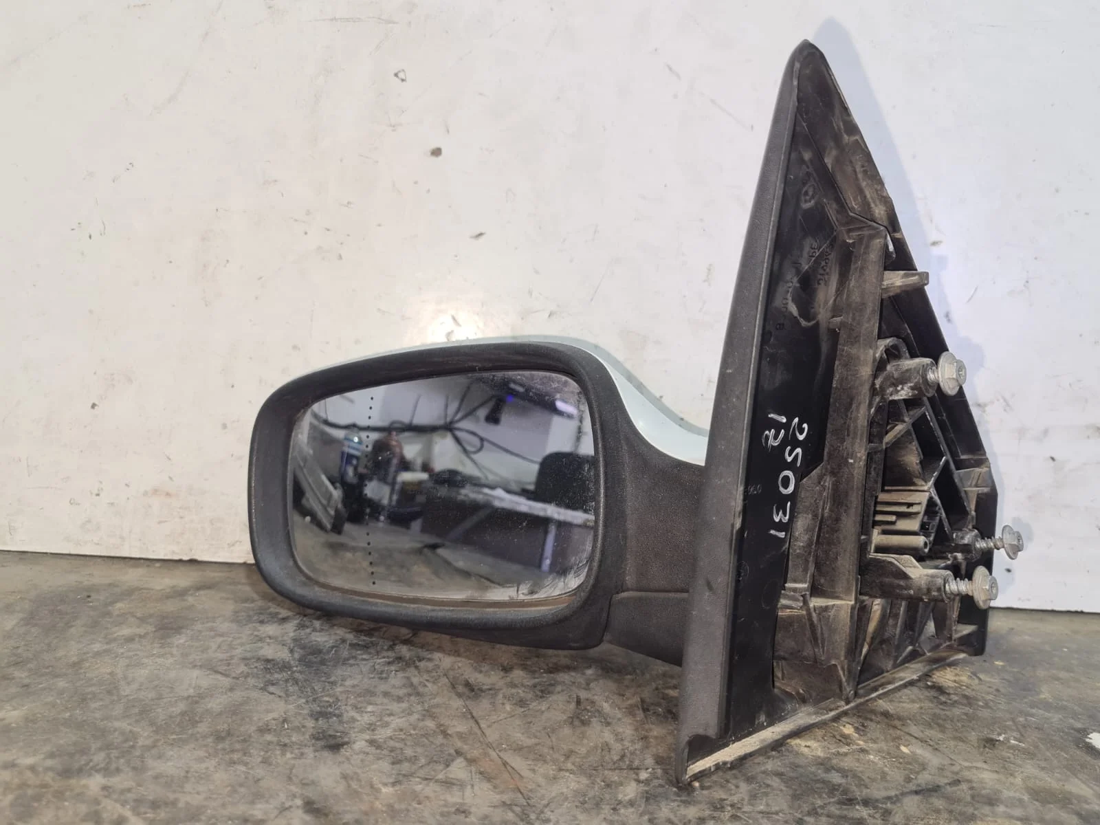 Foto de RETROVISOR IZQUIERDO RENAULT CLIO II SYMBOL referencia 12443060