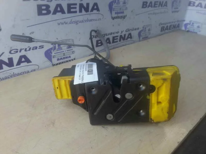 Foto de CERRADURA PUERTA TRASERA DERECHA SIN MARCA SIN MODELO referencia 30663050