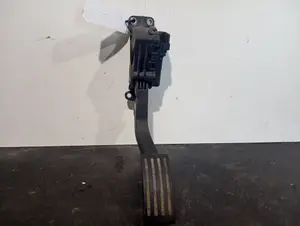 Foto de PEDAL ACELERADOR FORD FOCUS BERLINA (CAP) referencia 4M519F836AH