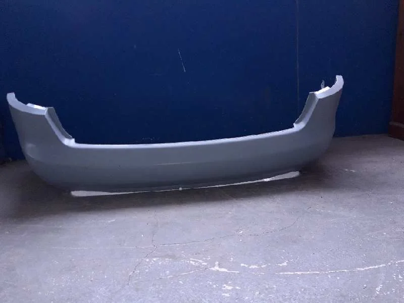 Foto de PARAGOLPES TRASERO SIN MARCA SIN MODELO referencia 8E5807301L