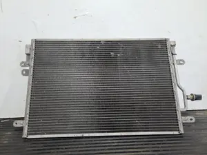 Foto de RADIADOR CALEFACCION / AIRE ACONDICIONADO AUDI A4 BERLINA (8E) referencia 8E0260401D foto 1